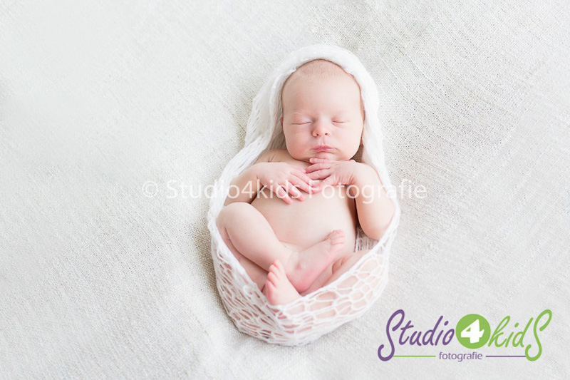 Studio4kids newborn fotoshoot Juul